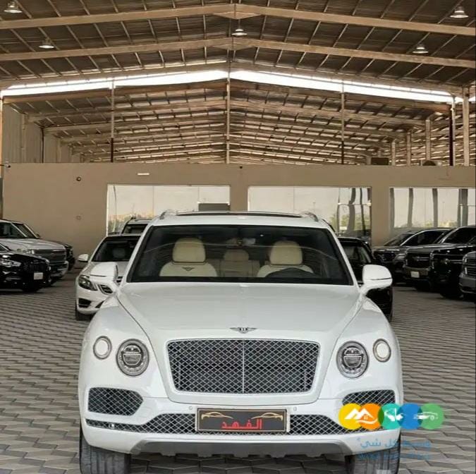بنتياقا 2017 فل V12 / تم البيع