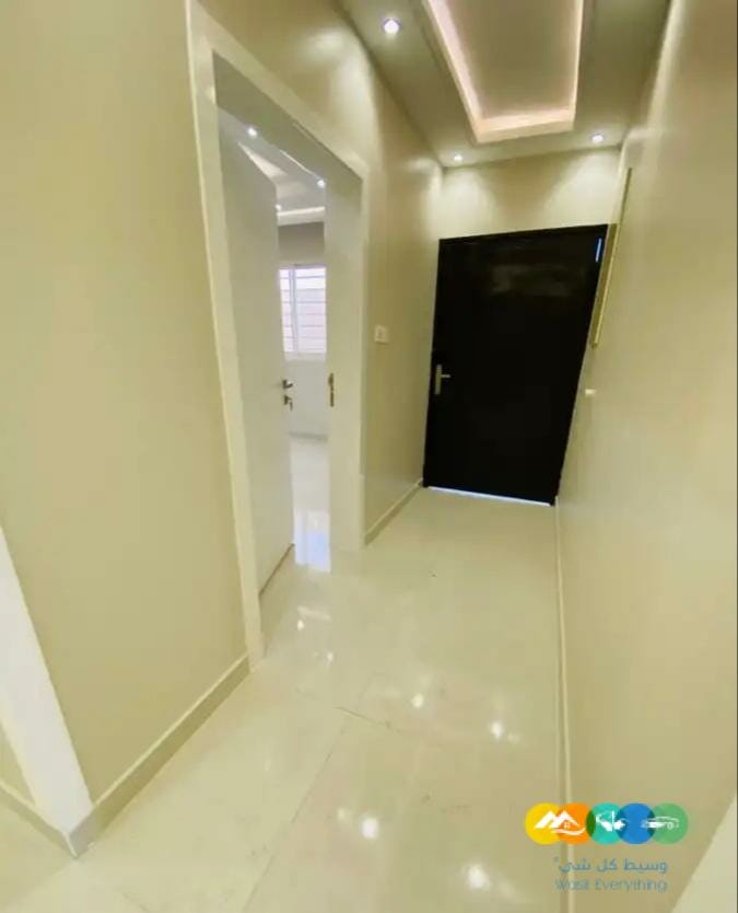 شقق ارضية مستقلة م 250