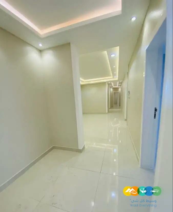 شقق ارضية مستقلة م 250