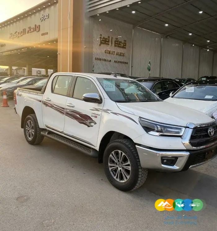 هايلوكس 2023 ديزل 2400 S_GLX