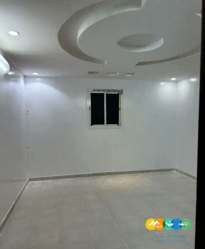 للايجار دور ارضي م400 طويق