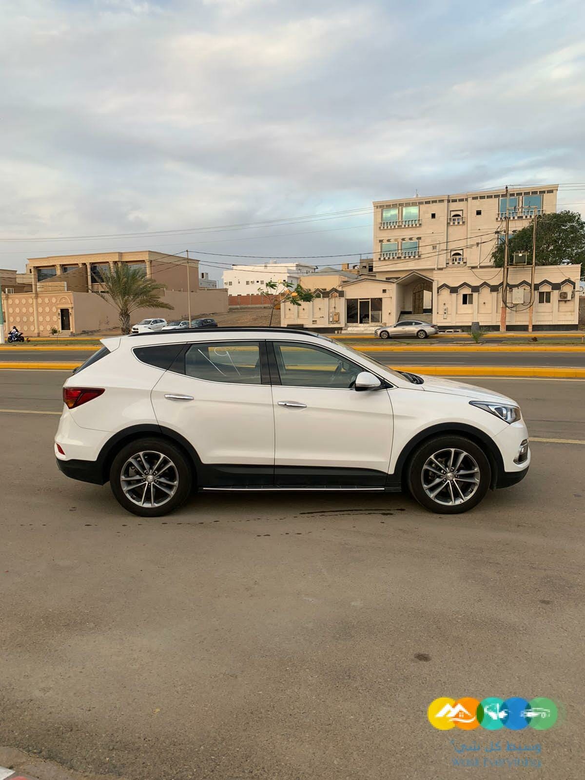 للبيع جيب هوانداي سنتافي 2017