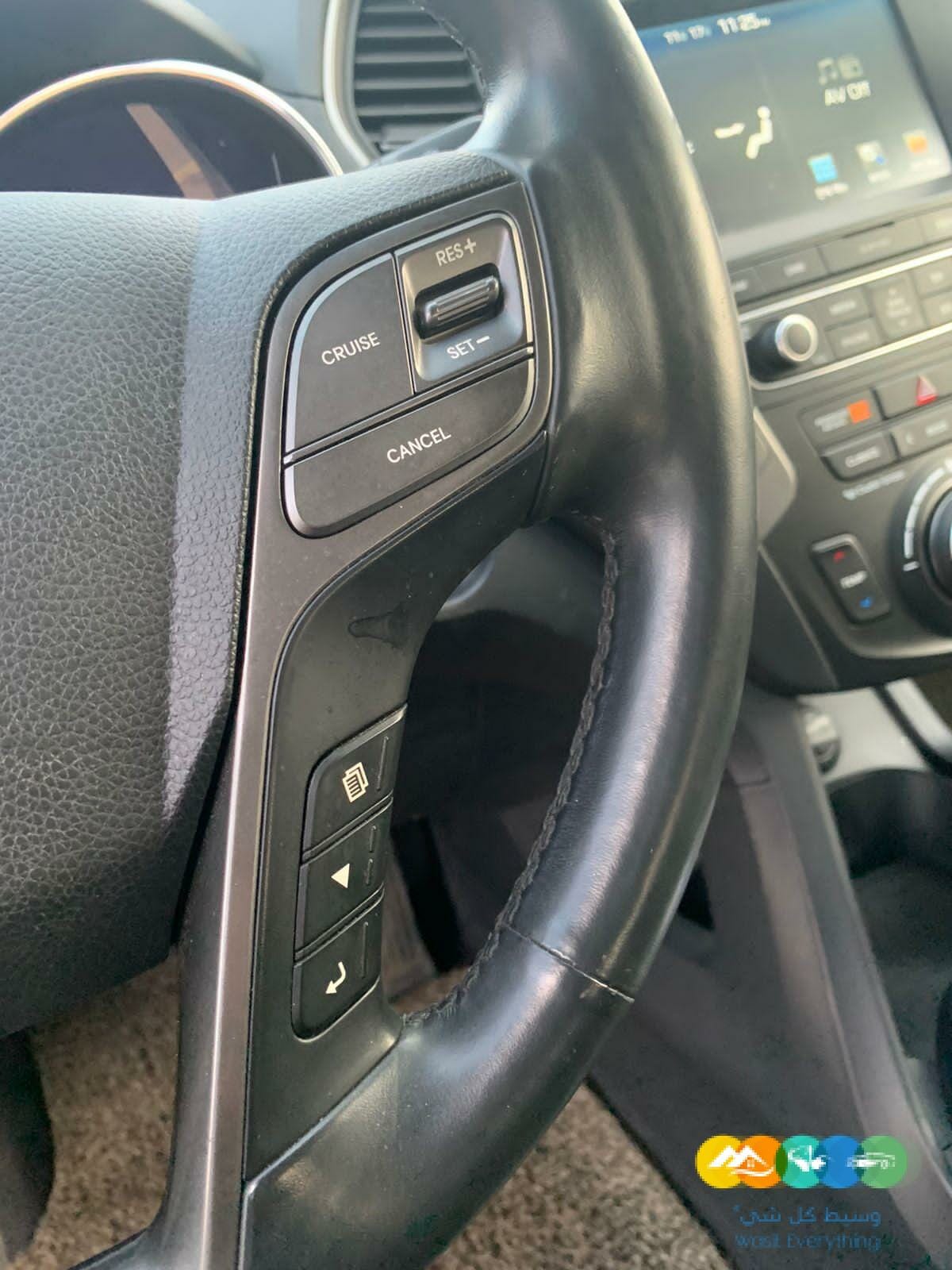 للبيع جيب هوانداي سنتافي 2017