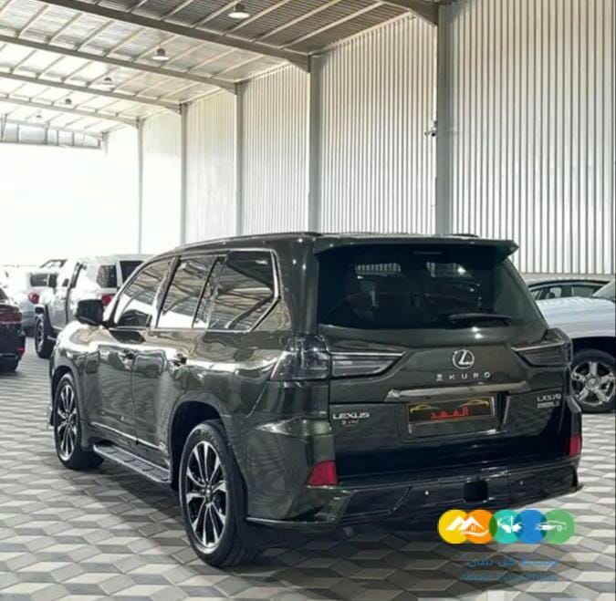 جيب لكزس 2018 (( تم البيع ))