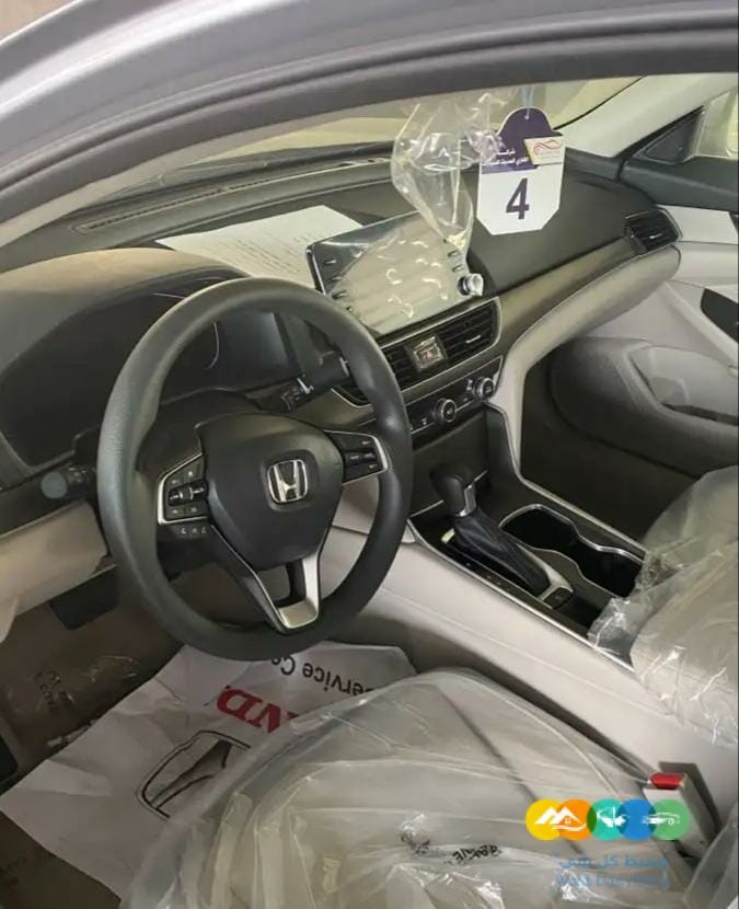 هوندا – اكورد. LX – م ( 2022 )