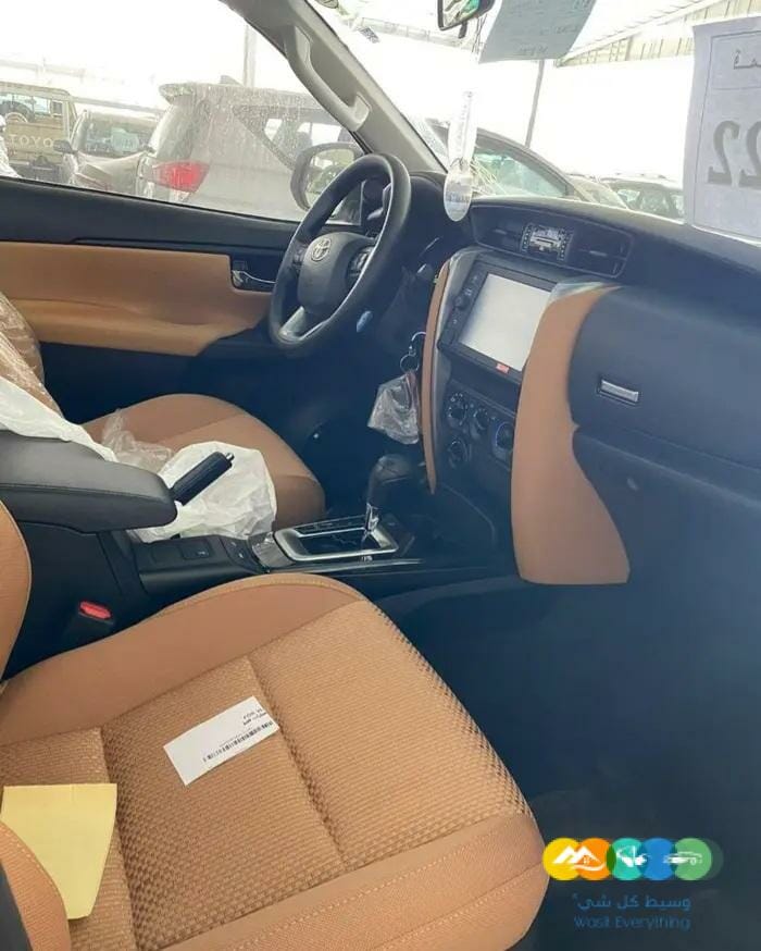 فورتشنر 4×4 GX2 بنزين 2022