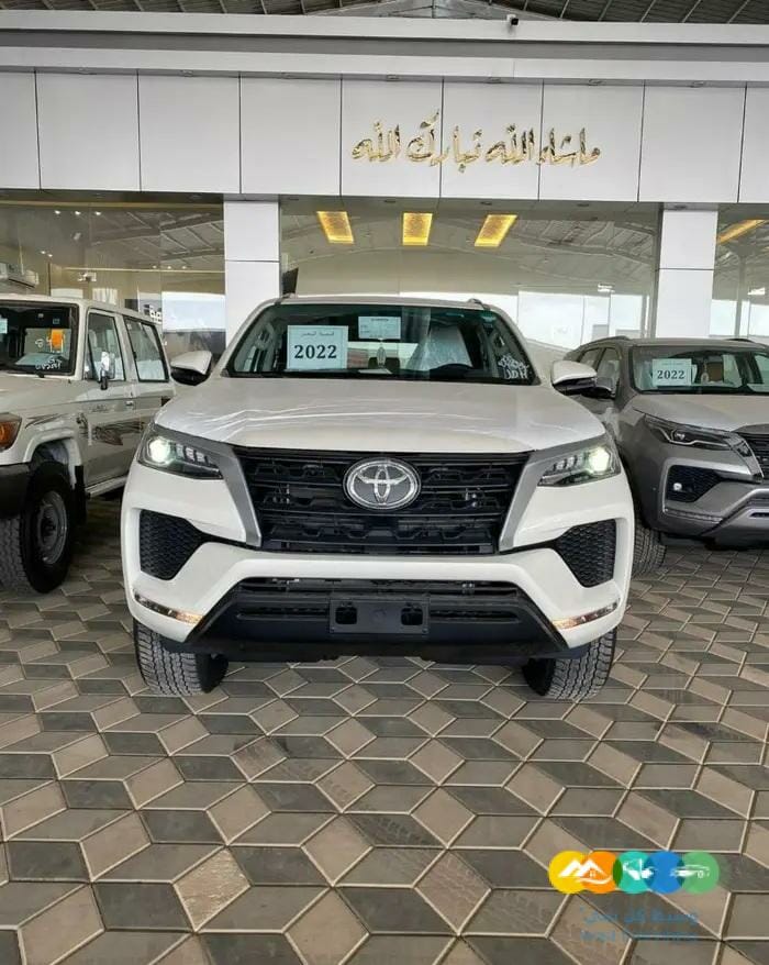 فورتشنر 4×4 GX2 بنزين 2022