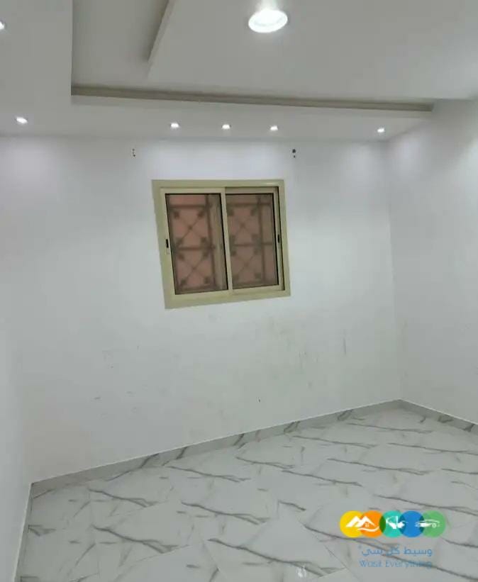 للايجار دور ارضي ف الرياض