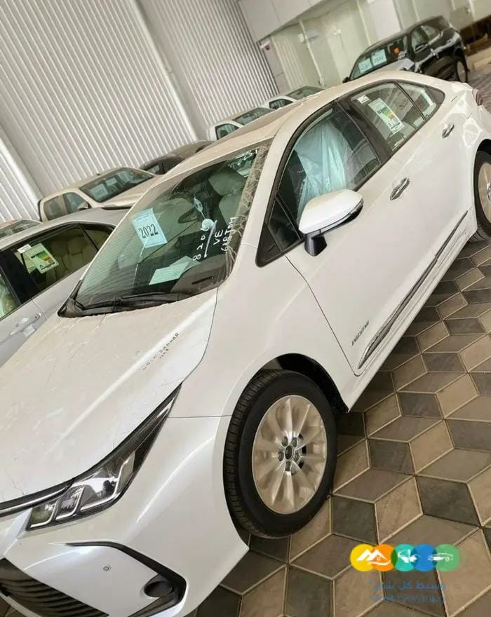 كورولا فل كامل 2000cc جديد