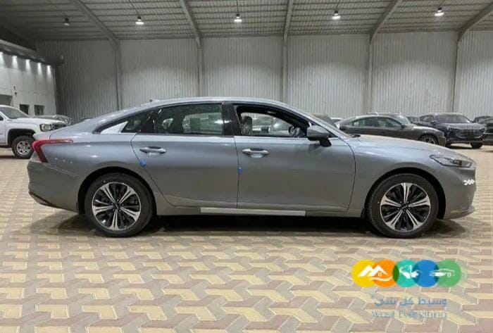 عرض كيا K8 -ستاندرد-GL