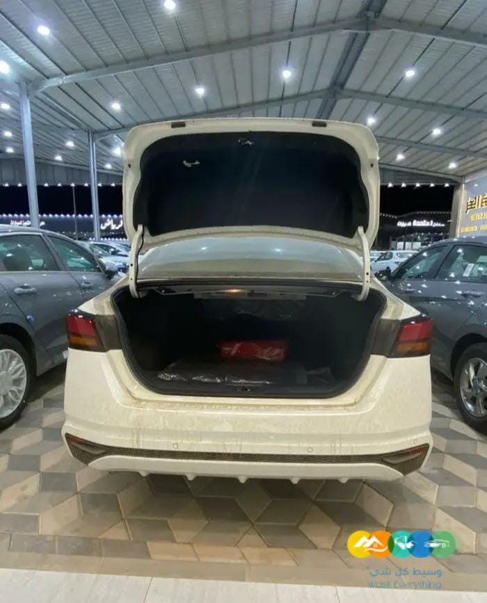 نيسان التيما 2.5 ستاندر