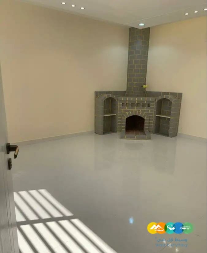 للبيع شقق ارضيه وارواف علويه