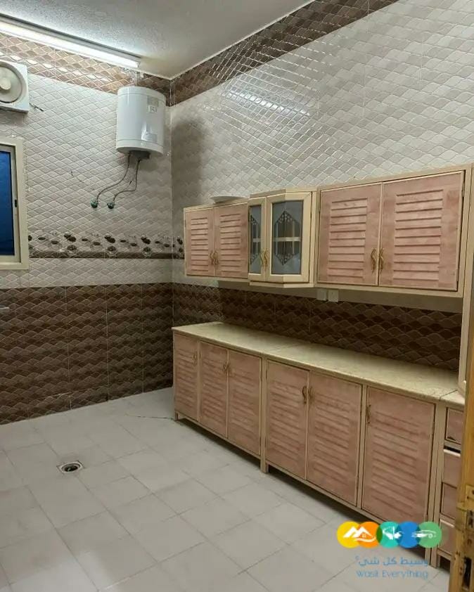 للايجار شقتين فوق بعض / منتهي