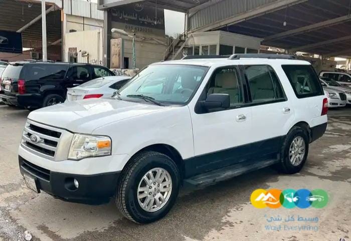 فورد اكسبديشن دبل نظيف جدآ