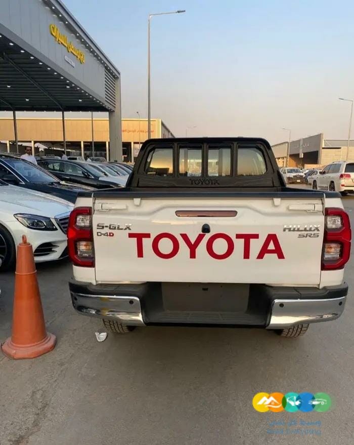هايلوكس 2023 ديزل 2400 فل