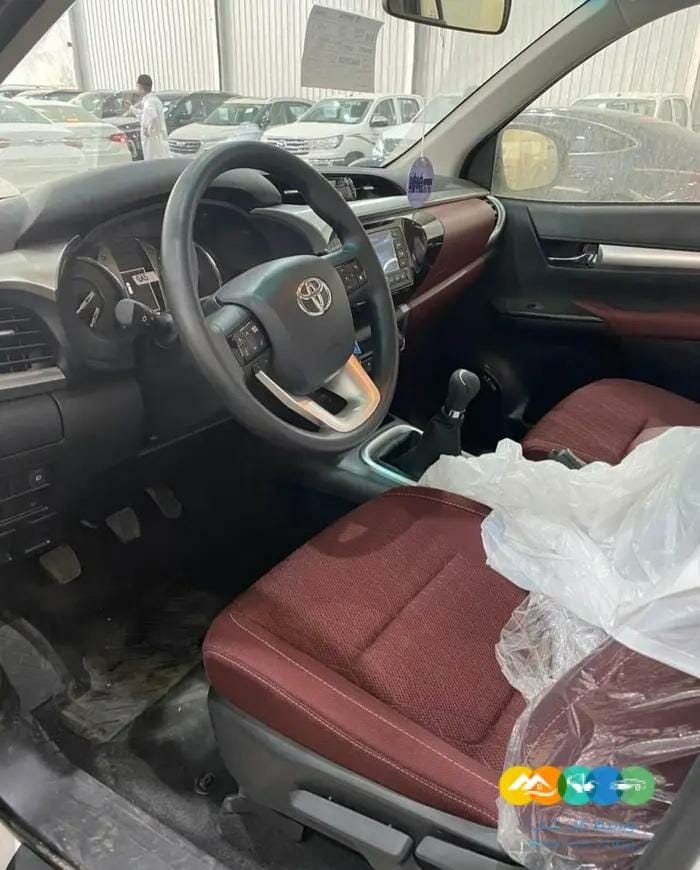 هايلوكس 2022 GLX2 جنوط بنزين