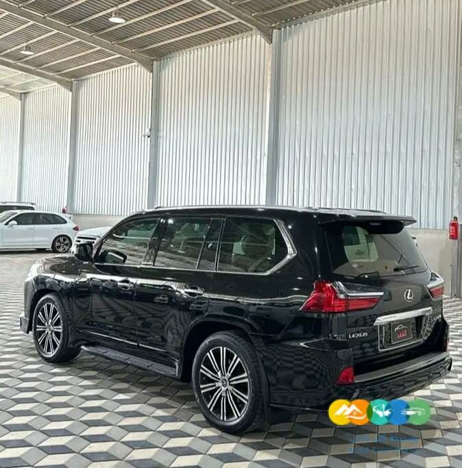 لكزس LX2020-فل كامل – تم البيع