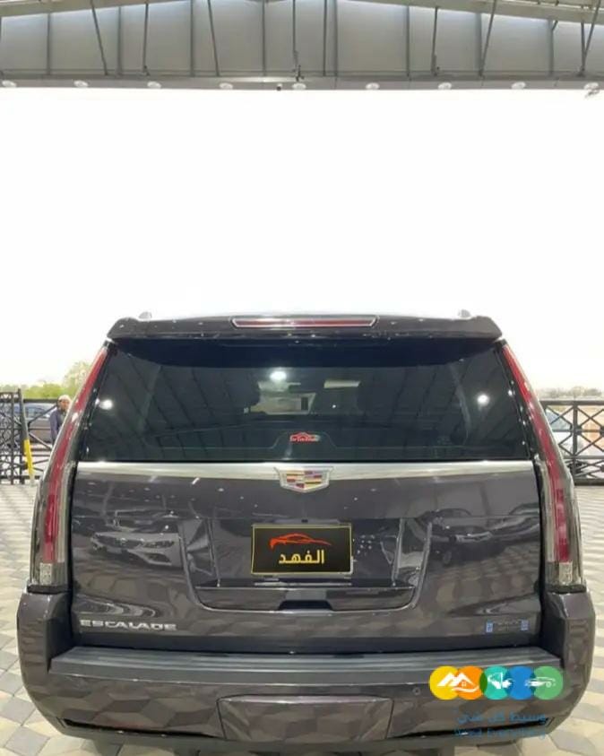 كاديلاك اسكاليد 2016 قصير
