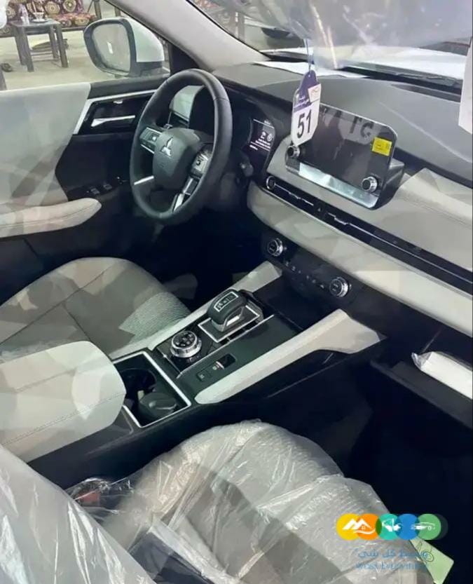 ميتسوبيشي – اوتلاندر – 2023