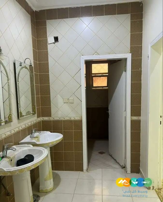 للايجار شقتين م تقابله طويق