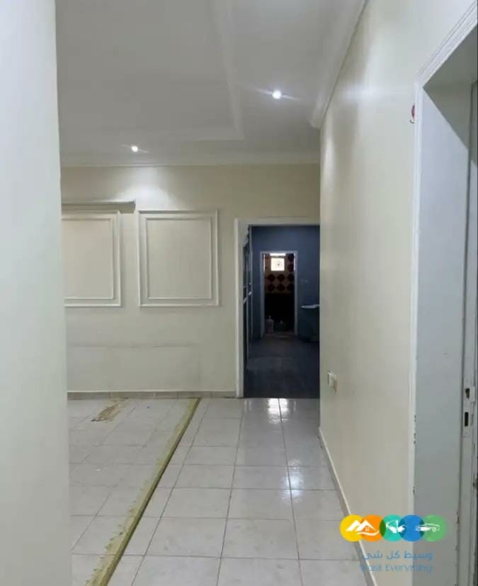 للايجار شقتين م تقابله طويق