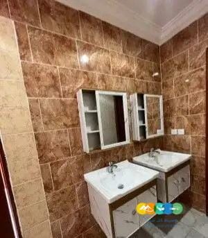شقه في الدار البيضاء للبيع