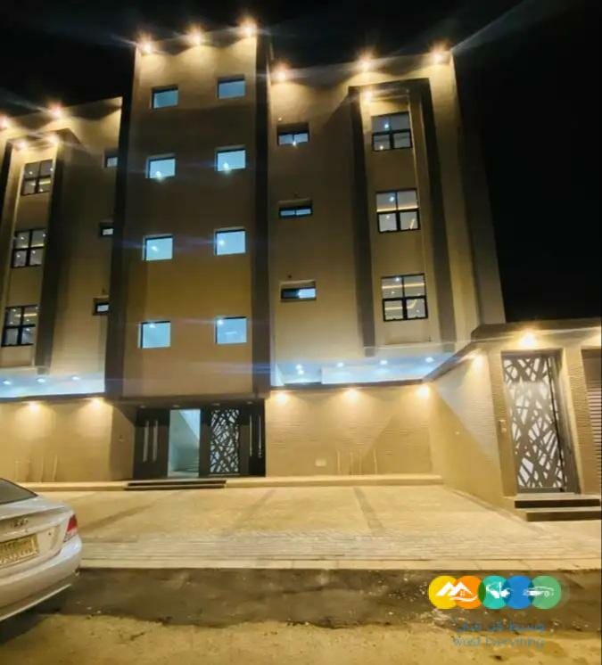 شقق ارضية مستقلة للبيع