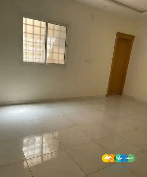 عرض فيلا دور وشقتين للبيع