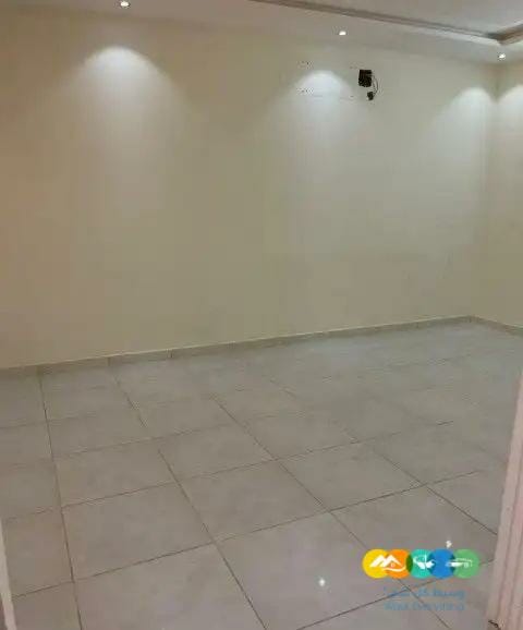 عرض فيلا دور وشقتين للبيع