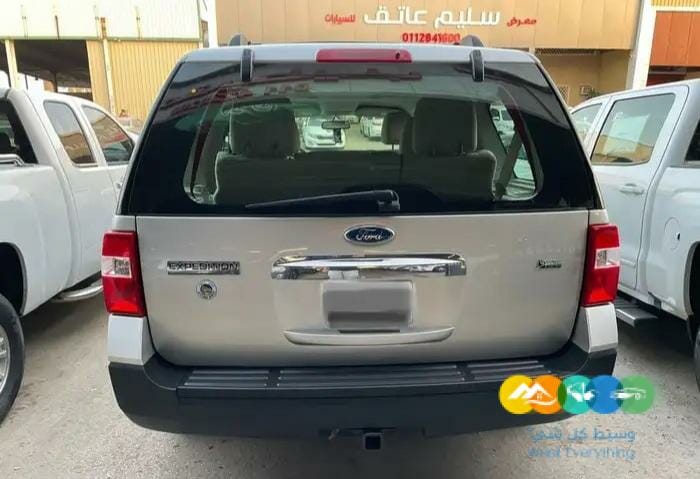 فورد اكسبديشن 2014 نظيف