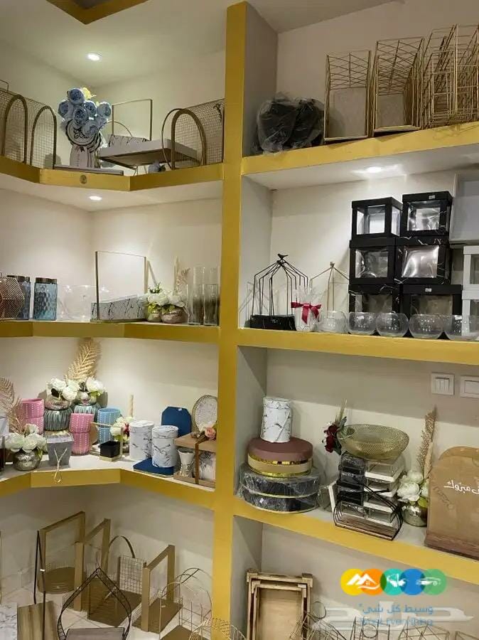 محل ورد ببضاعة متكاملة + منسق