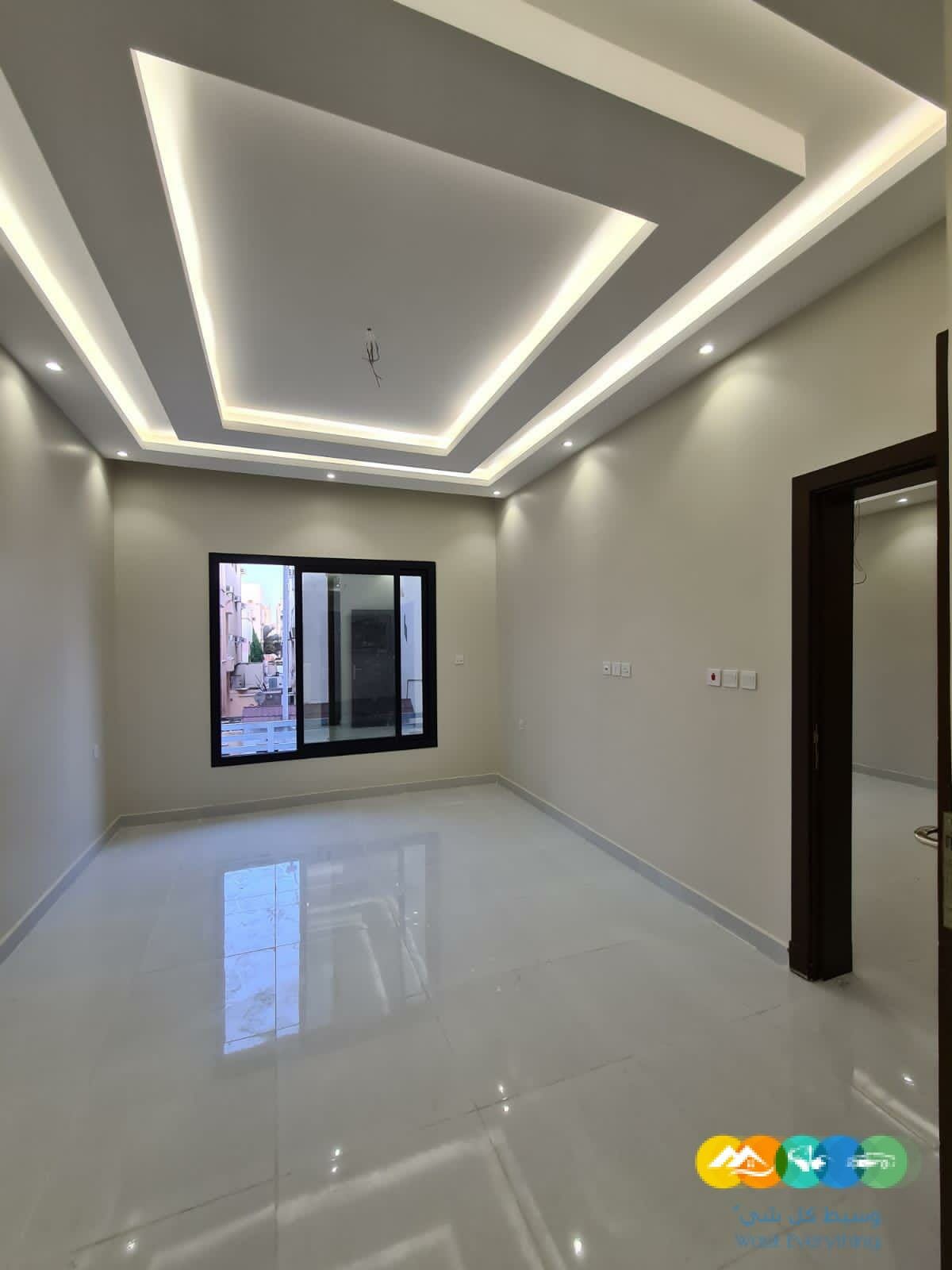 شقة 4 غرف أمامية بمدخلين للبيع