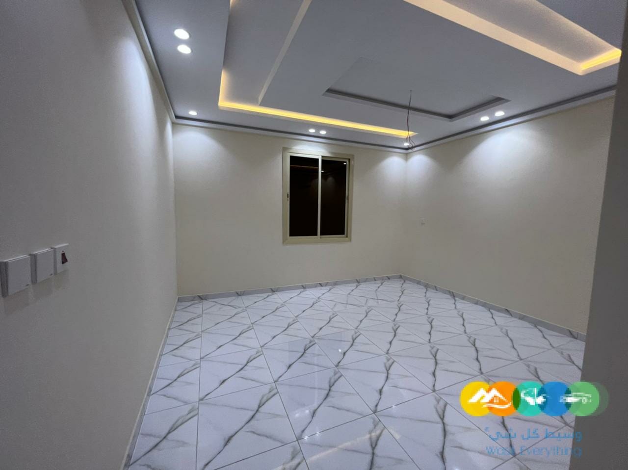 شقة 5 غرف بسعر لقطة للبيع