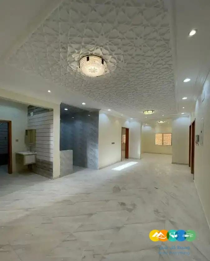 فله للبيع مساحة الارض ٤٥٠ متر