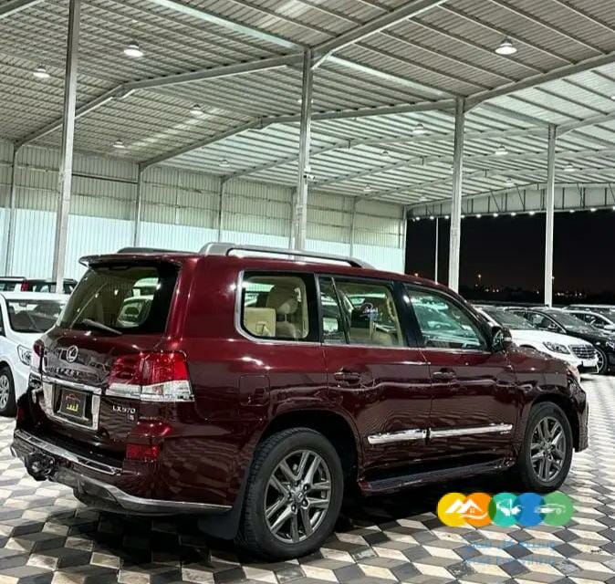 لكزس – LX570-2014 ( تم البيع )