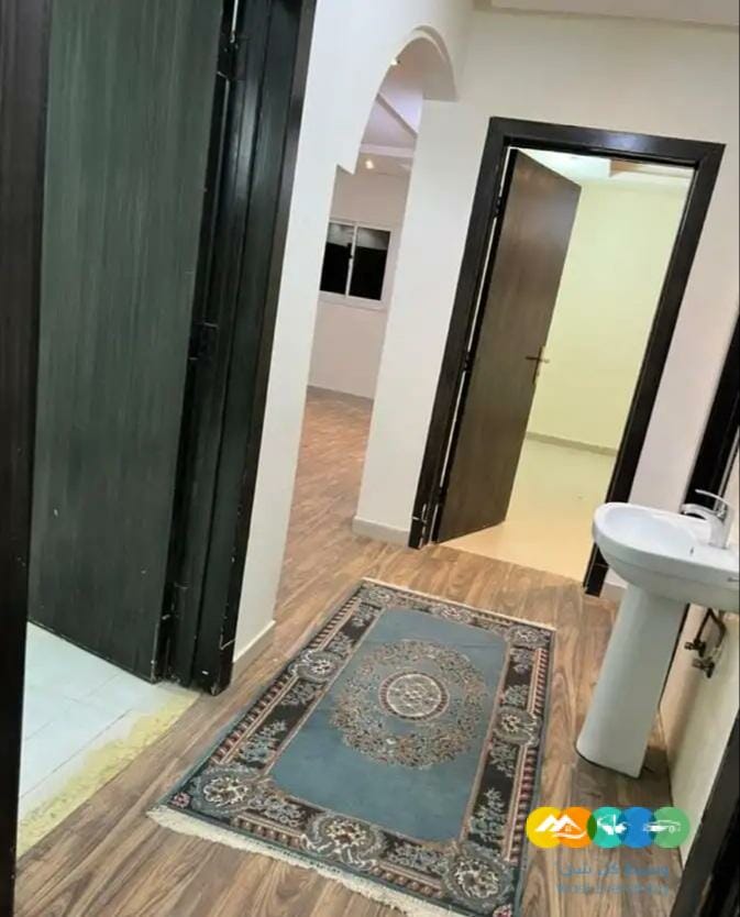 للايجار شقه ف الرياض حي طويق