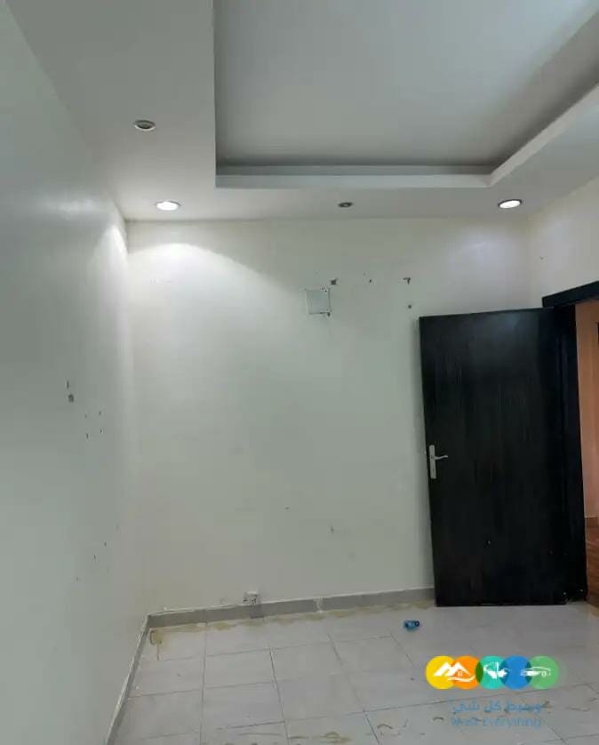 للايجار شقه ف الرياض حي طويق