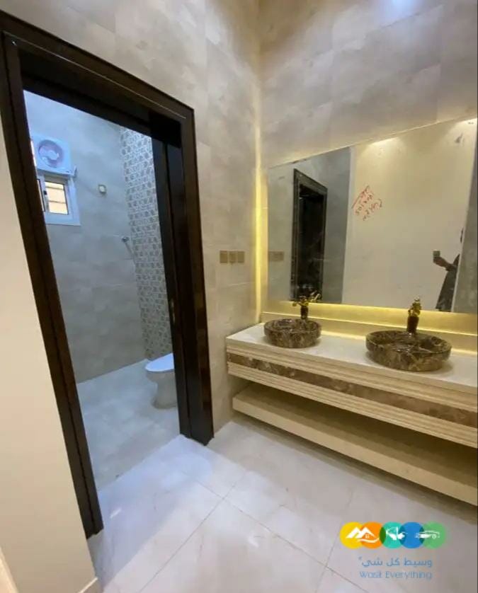 شقق علويه بمداخل مستقله