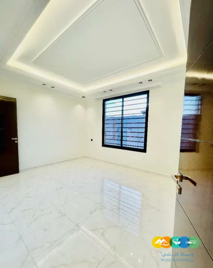 دور ارضي وروف علوي للبيع