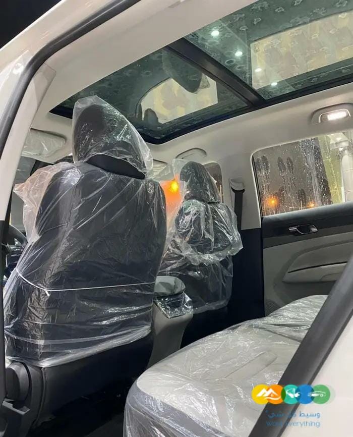 فورد تيريتورى تريند فتحة سقف