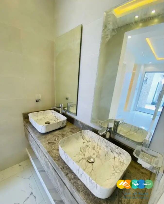 فيلا للبيع بالمحالة ابها