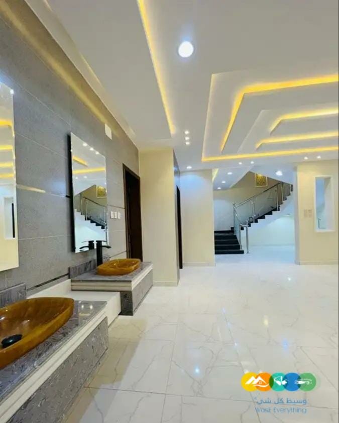 فيلا للبيع تصميم فخم وحديث