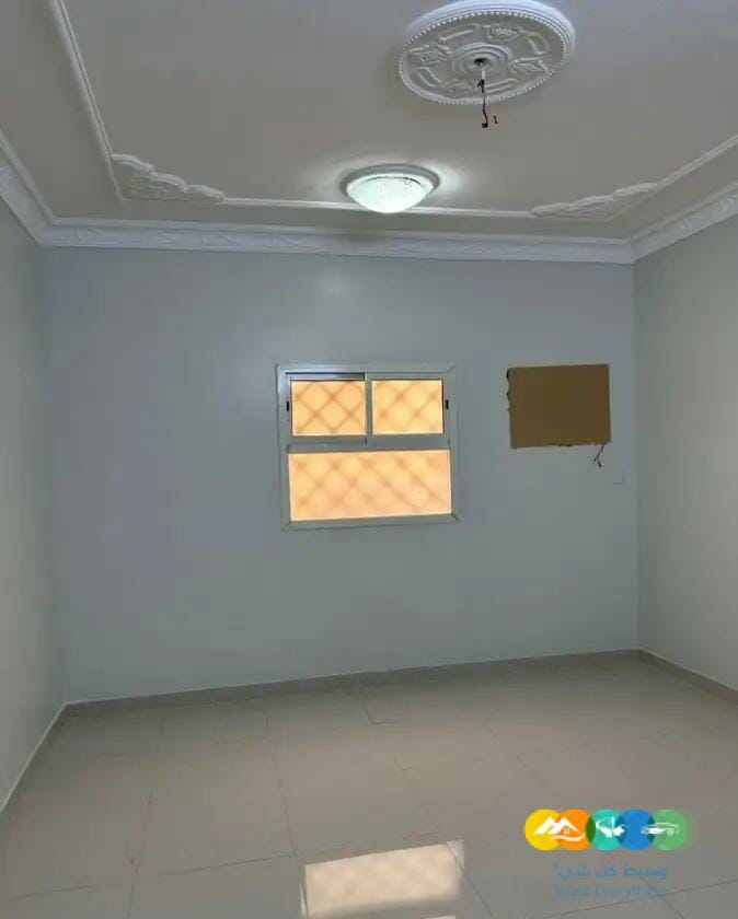 للايجار دور علوي حي طويق