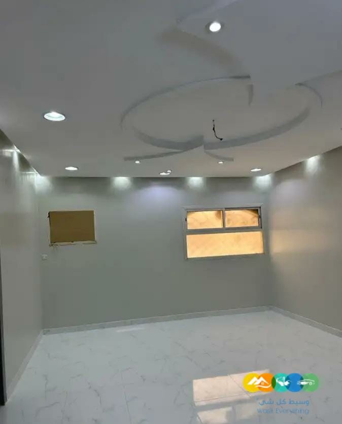 للايجار دور علوي حي طويق