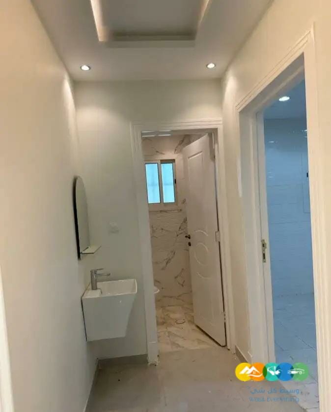 للايجار شقه دورين في عمارة