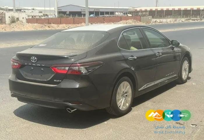 كامري GLEX بنزين 2022 اسود