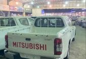 ميتسوبيشي .L200 غمارتين 2023