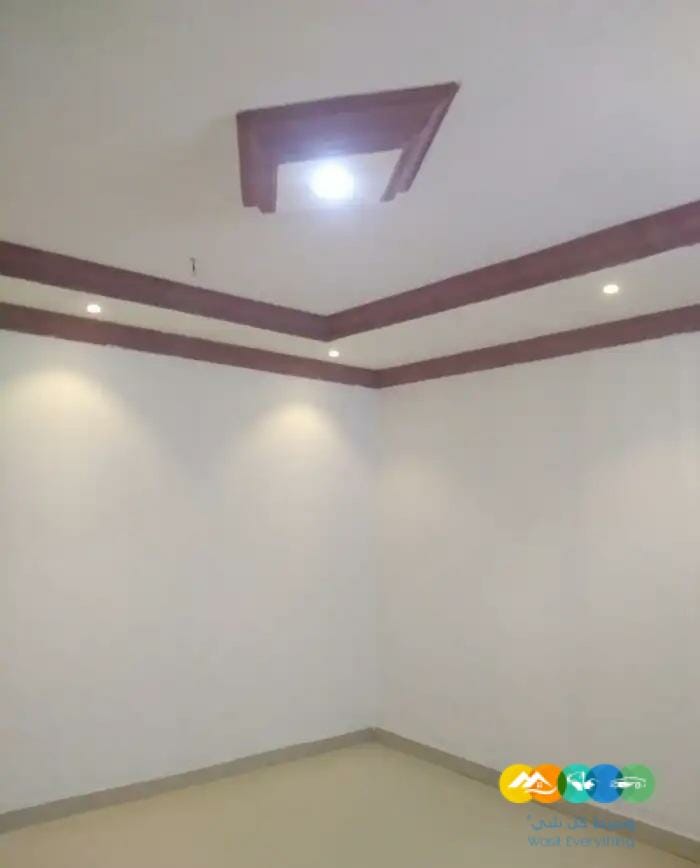 شقه للبيع دور ارضي بالشفا