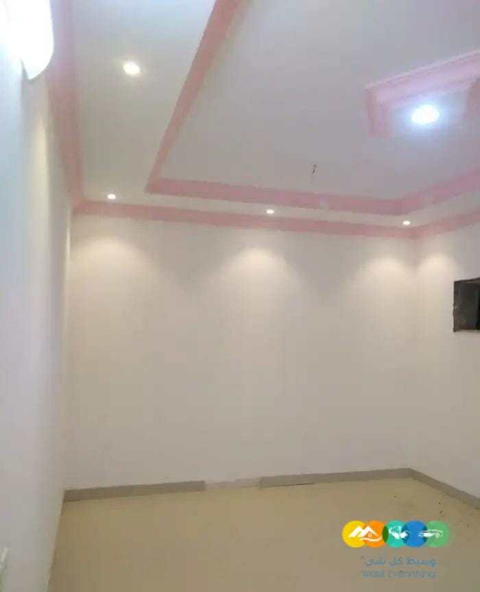 شقه للبيع دور ارضي بالشفا