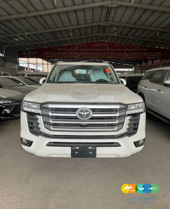 لاندكروزر L3 GXR 2022 أصفار